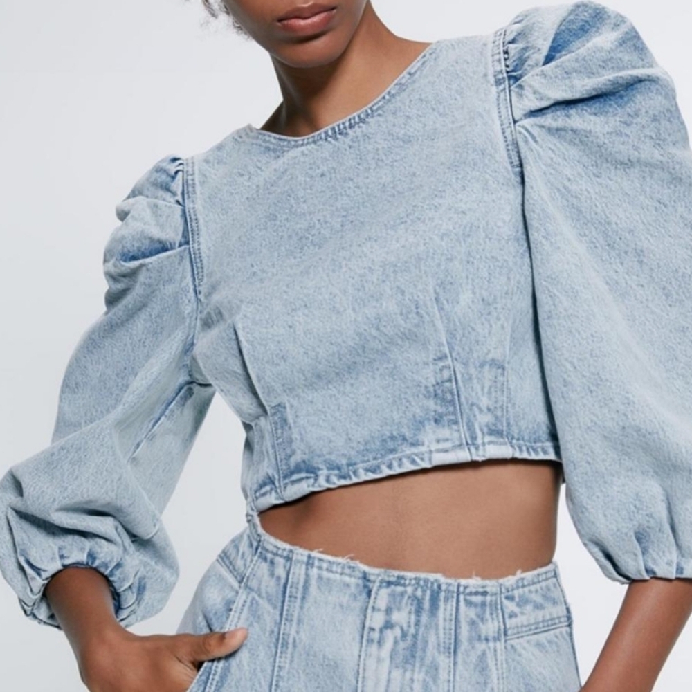 Acid Wash Denim Blouse Puff Sleeve Cropped Top Round Neck Back Zip.